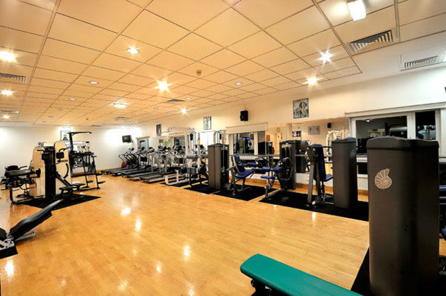 Al Bustan Centre & Апарт-готель 4*